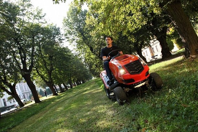 Zahradní traktor Seco Challenge